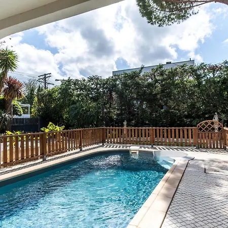 Buganvilia Garden & Private Pool Daire Cascais